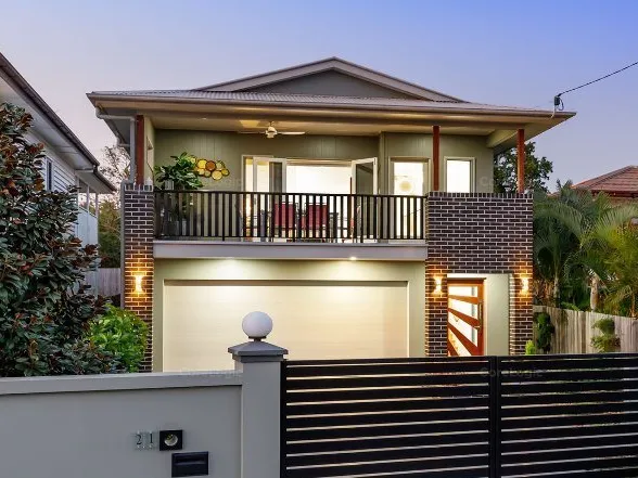 DUAL LIVING- RESORT LIFESTYLE- INCOME PRODUCING -WHAT MORE DO YOU NEED?