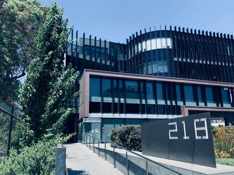 Perfectly located & stylish two bedroom apartment!