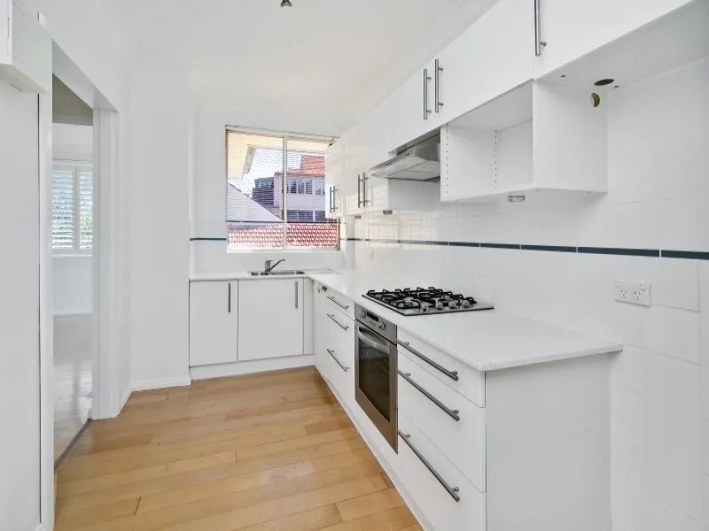 Top Floor Apartment in Sought After Location