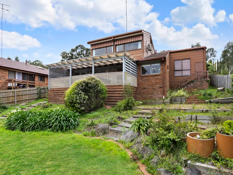 An Exciting Prospect Awaits For Family Home Purchasers - Boasting Picturesque Elevated Views