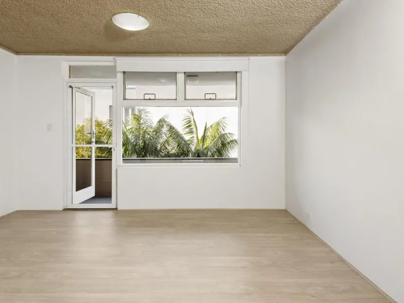 Conveniently Located First Floor Apartment