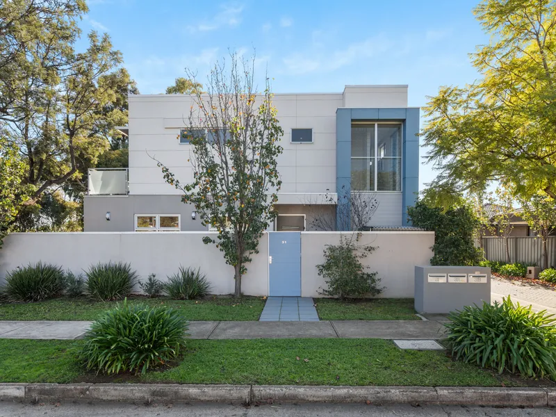 A Beautifully Presented Townhouse, Situated in the Perfect Location