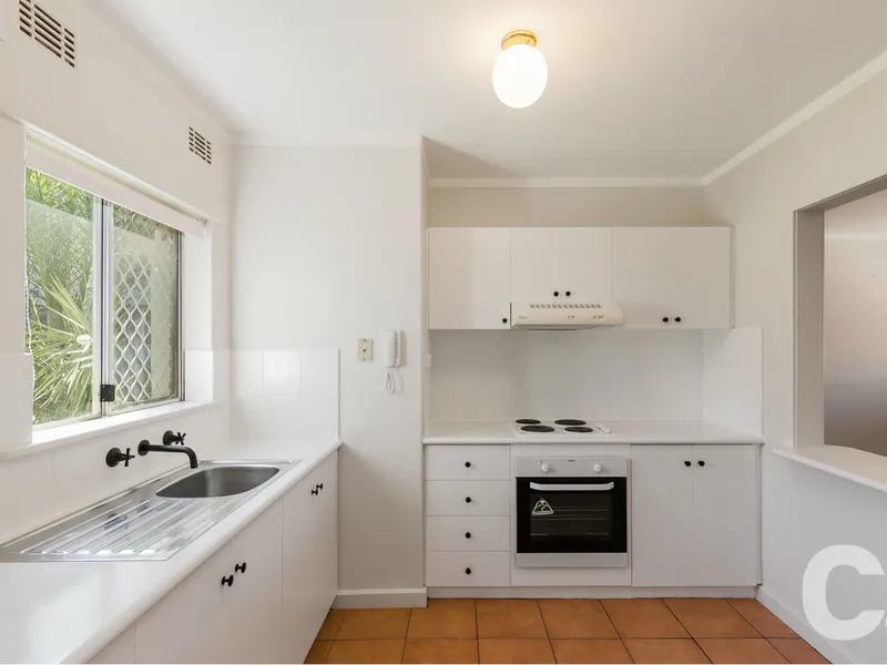Immaculate Ground Floor Unit!