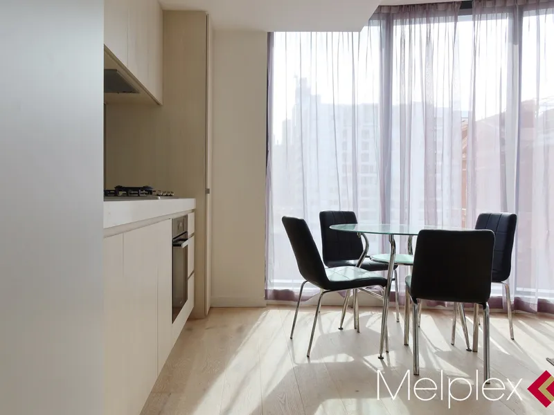 Modern Apartment in Melbourne Square