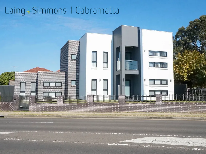 MODERN MASTERPIECE IN PRIME LOCATION