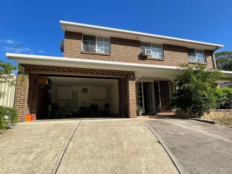 Amazing renovated double storey luxury home. Potential for GRANNY FLAT STCA. Land size: approximately 679m2. Patricia Trang Ho 0401 597 298.