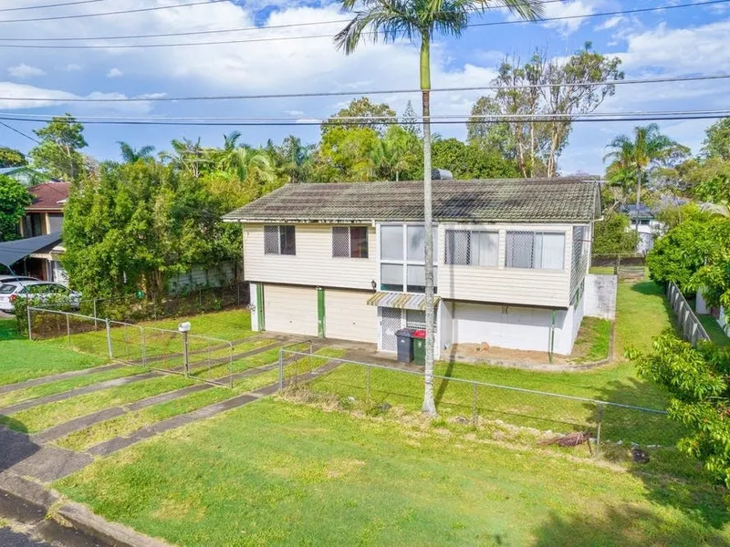 Build Your Dream Home on 860sqm - 5mins from Waters Edge