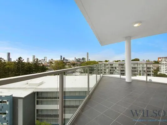 Spacious Two-Bedroom Apartment in Horizon's Urban Edge Apartment