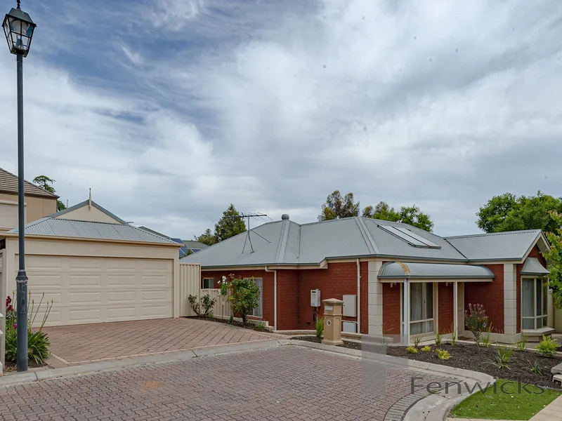 Delightfully Presented 3 BR Courtyard Residence, 2 Bathrooms, Double Garage, Set in a Very Pleasing Community Environment