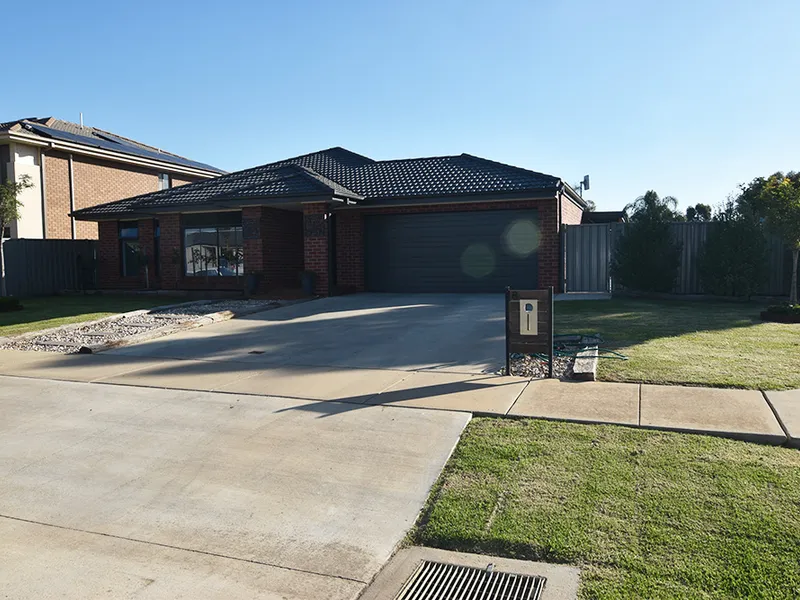 EXECUTIVE HOME TO RENT