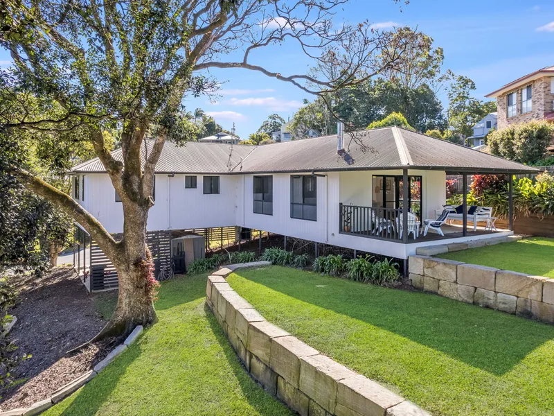 QUIET AND CONVENIENT TOWN LIVING