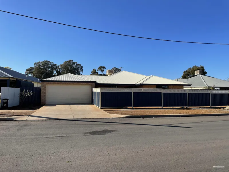 FAMILY HOME ON ARDAGH