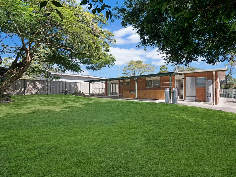 CENTRAL LOCATION - HEART OF CAPALABA