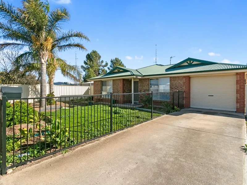 Open Plan & Three Bedrooms