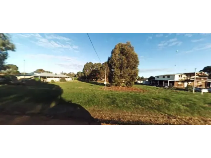 TWO BLOCKS: 135 & 137 FOURTH AVENUE, KENDENUP 