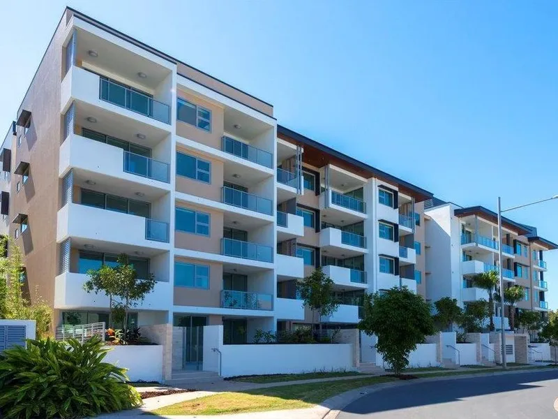 EASY MODERN LIVING IN ONE OF BRISBANES PREMIER RESIDENTIAL COMMUNITES