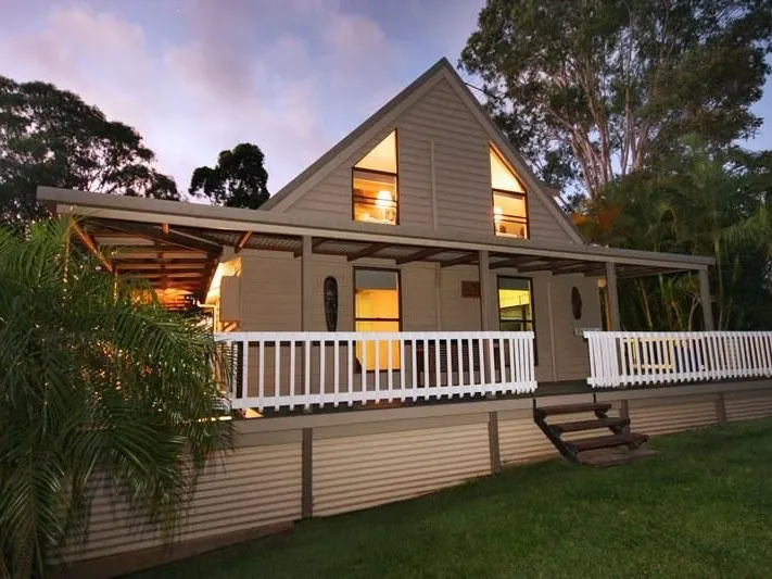Stylish Buderim Cottage, Pets Welcome