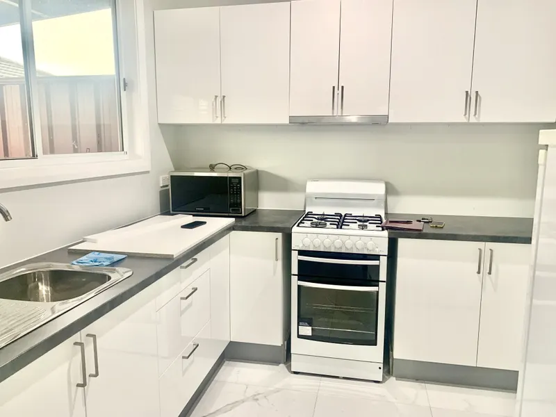 Nearly New One Bedroom Granny