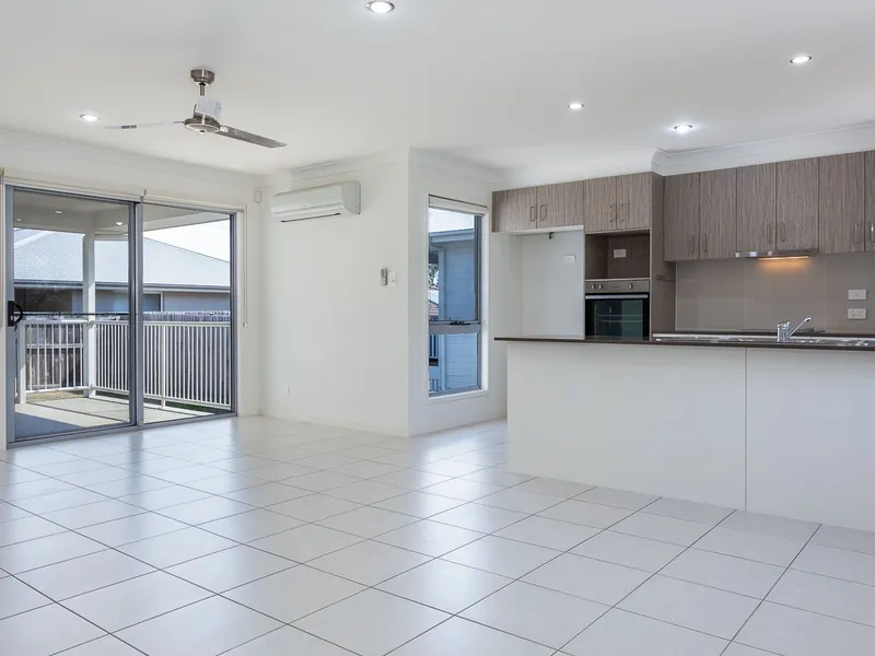 A Beautiful Double Storey 4-Bedroom 2-Bathroom Family Home!