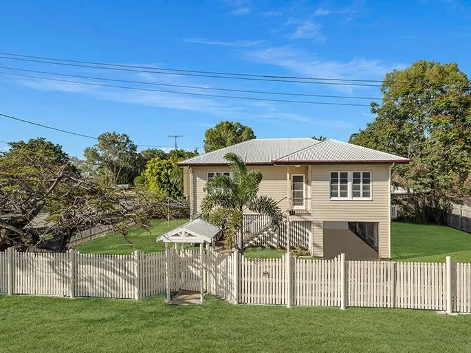 High Set Home in West End