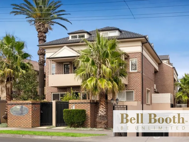 Stylish living, superb location