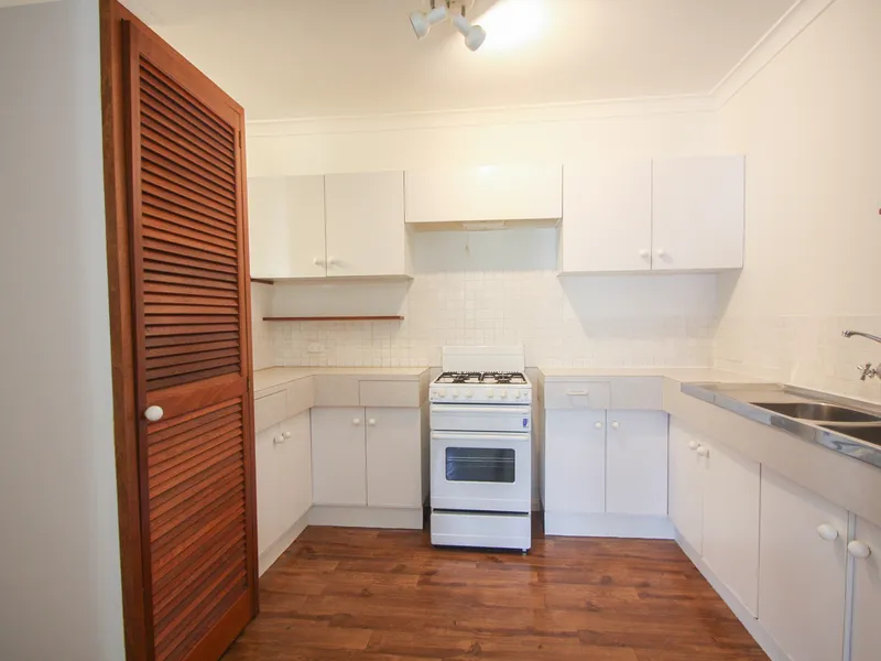 PRIVATE 2X1 BOASTING GREAT VALUE AND LOCATION!