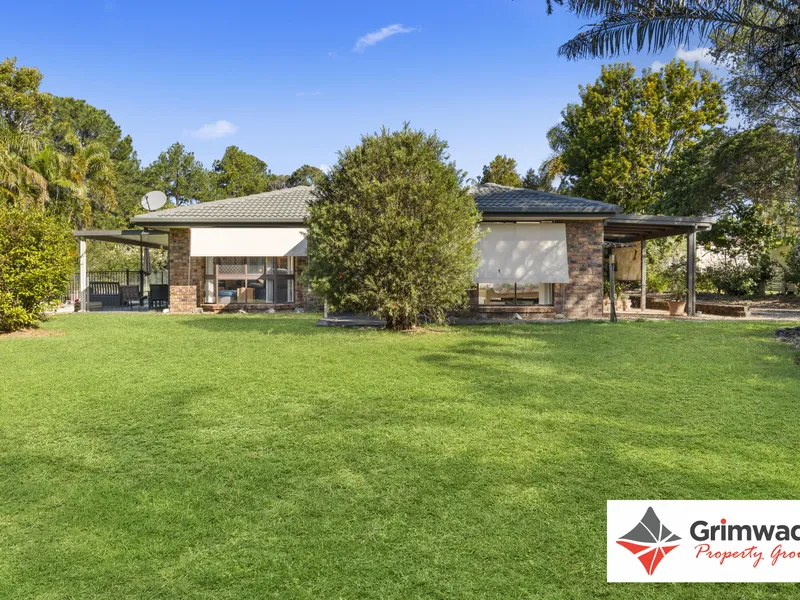 Dual Living + ¾ Acre + Pool + Perfect Location = Rare As Hens Teeth!