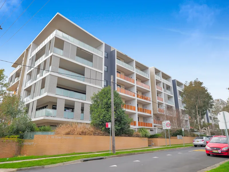 Spacious Two Storey Apartment