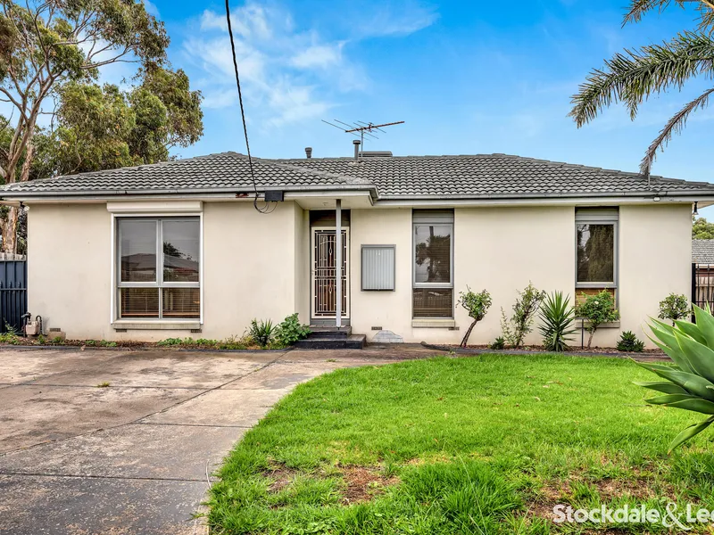 Convenient Living in Central Location!