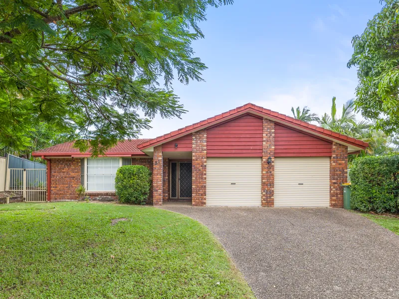 Family home nestled in the sought-after suburb of Robina