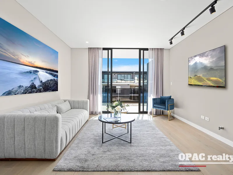 LUXURY PENTHOUSE APARTMENT