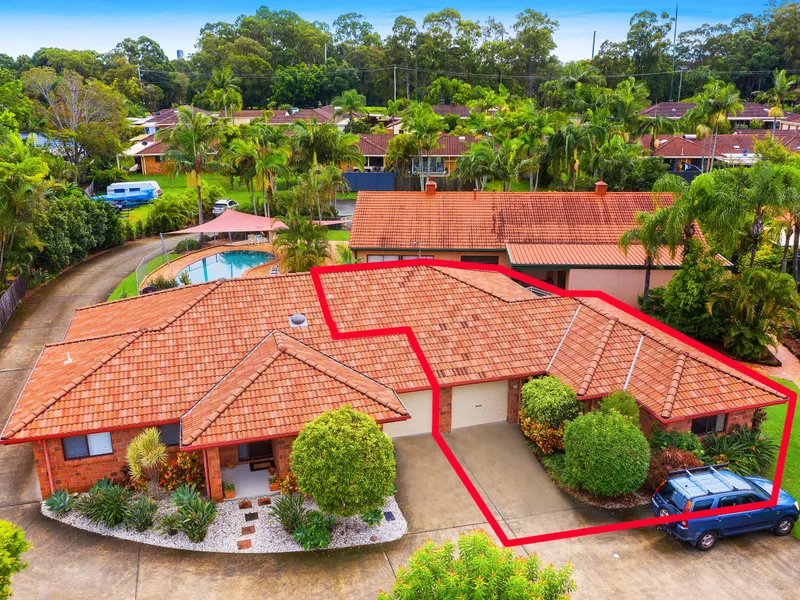 What a Rare Find! 3 Bedroom Family Sized Villa in Miami Hot Spot! Will Be Sold!