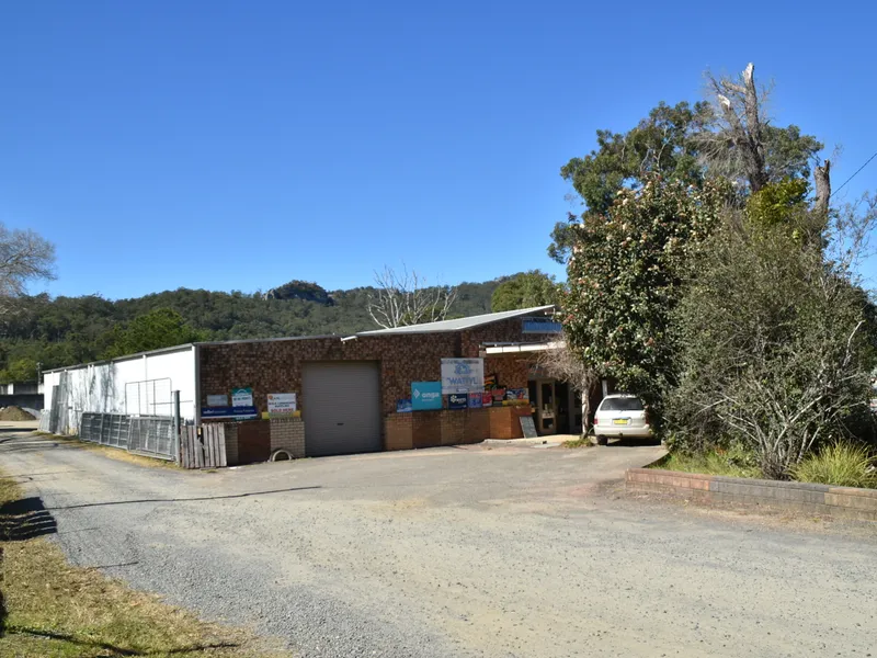 Hardware Business ~ Bulahdelah  ~ Freehold - Land & Building - WIWO