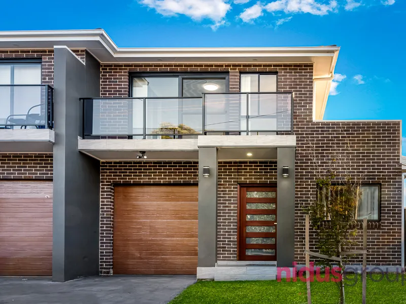 Newly Constructed 6 Bedroom Brick Veneer Residence close to all local amenities