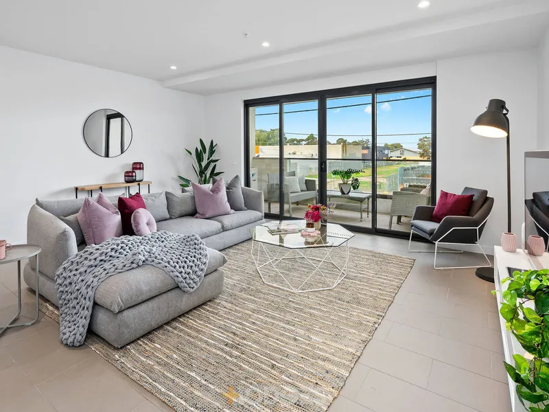 CONVENIENCE, LIFESTYLE, VIEWS - TICK