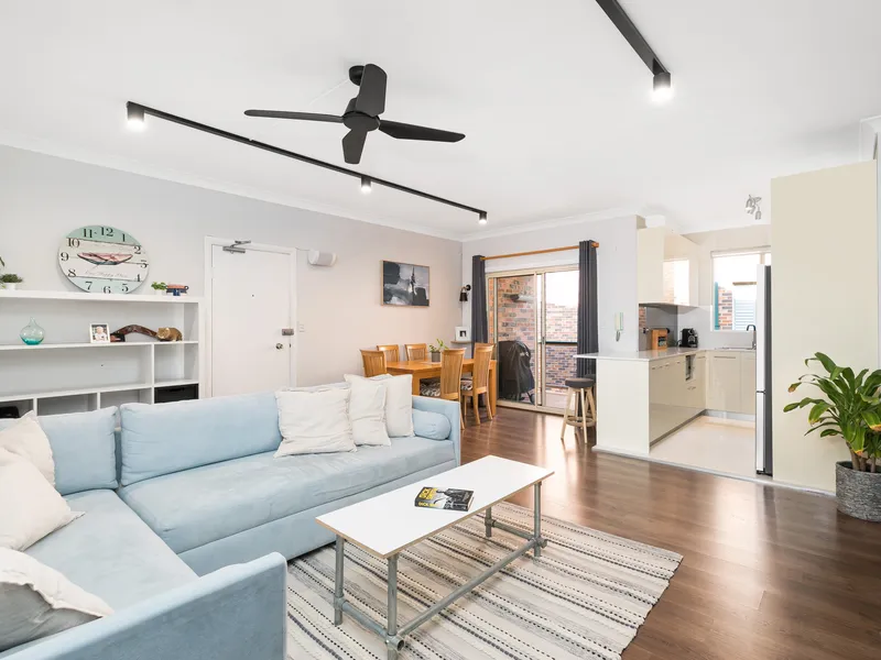 Spacious Modern Apartment