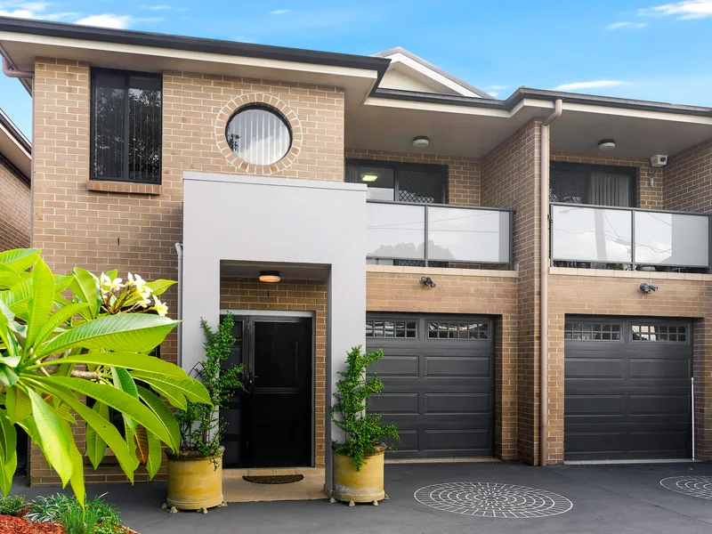 Grand Duplex on Large Parcel of Land - 465.5sqm