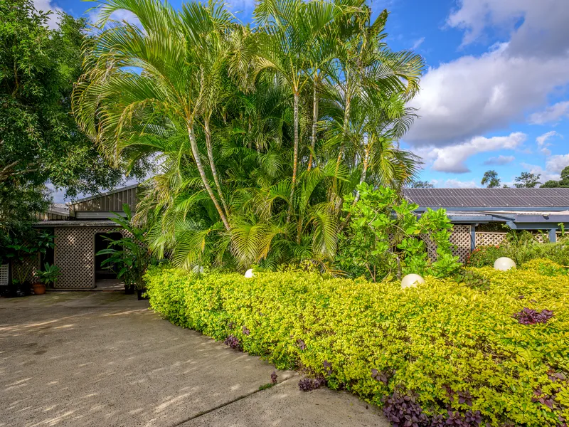 Great Location with 8 Bed Accommodation!