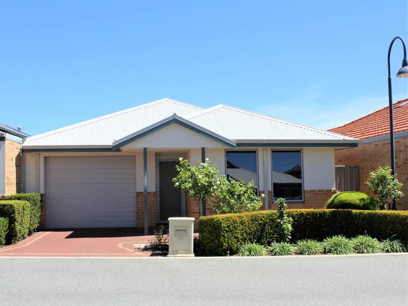 Lattitude Lakelands Resort Living for the over 55's.