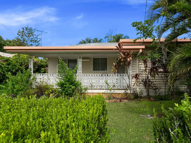 NEWTOWN RENOVATOR