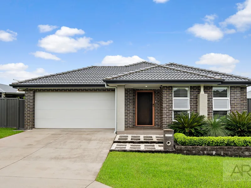 Deluxe Family living with a fantastic outdoor aspect 