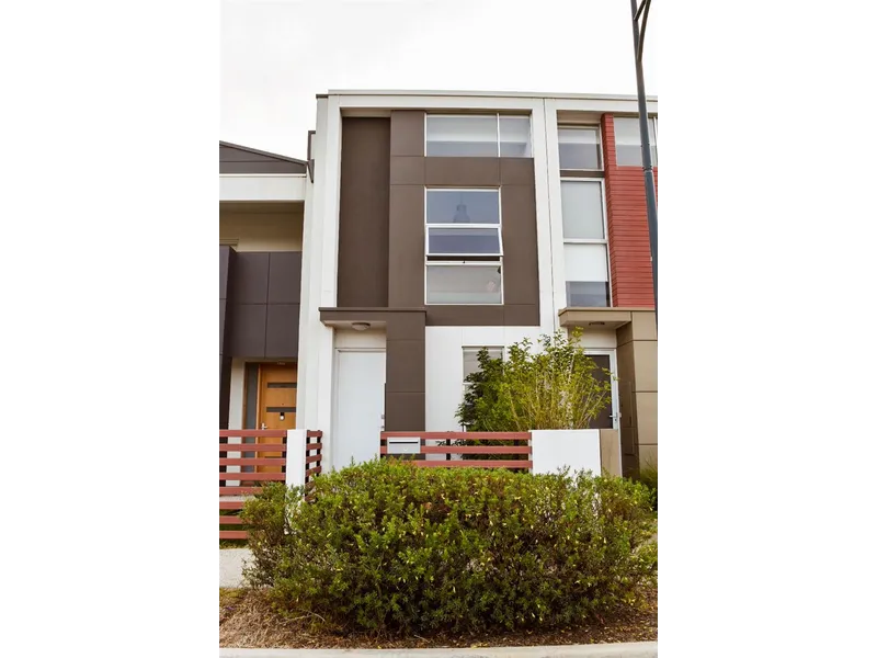 Available Now!! - Adjacent beautiful parklands