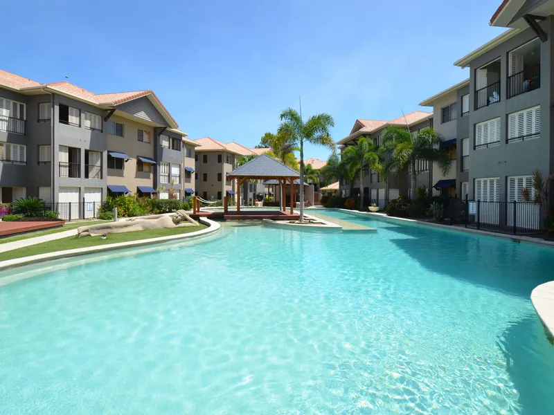 Resort style pool views