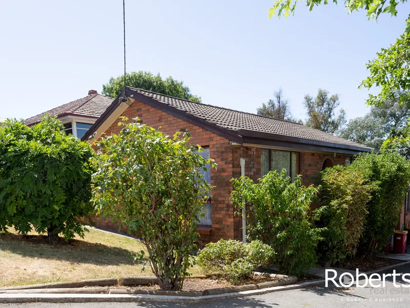 Little Gem in Quiet Cul-De-Sac 