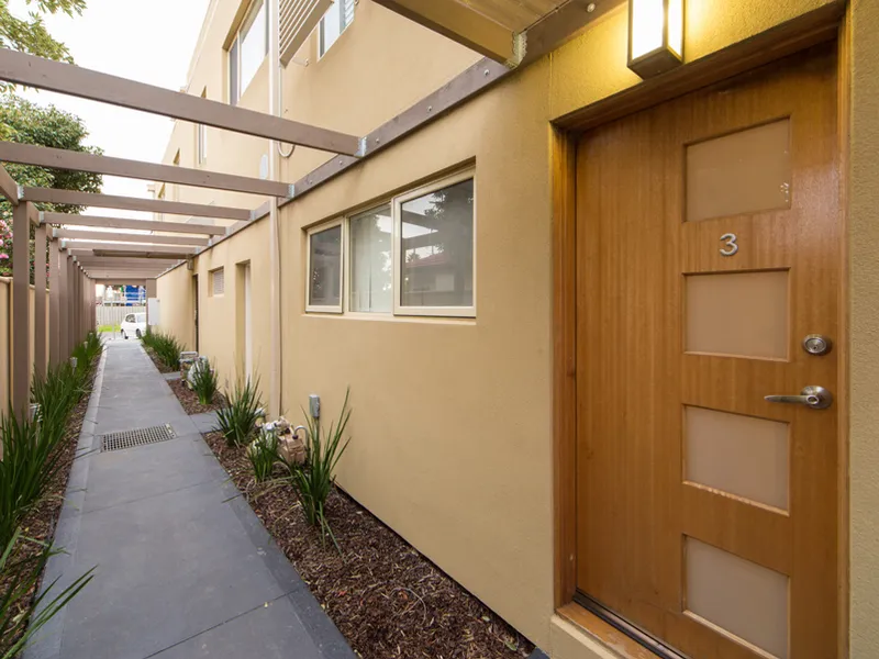 Triple Story with Exquisite Views!