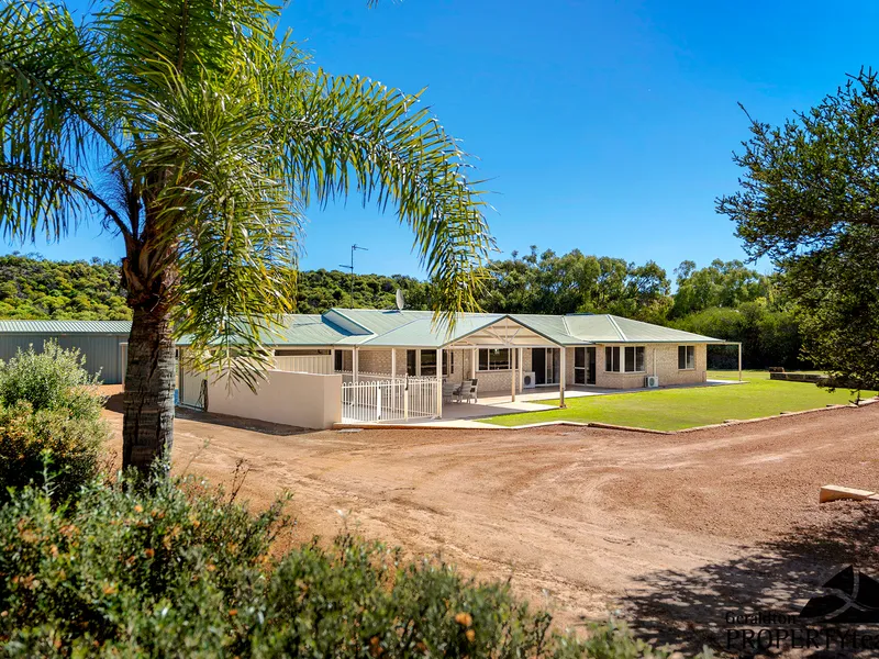 Supersized Prestigious Home In A Prime Lifestyle Pocket - Packed With Features