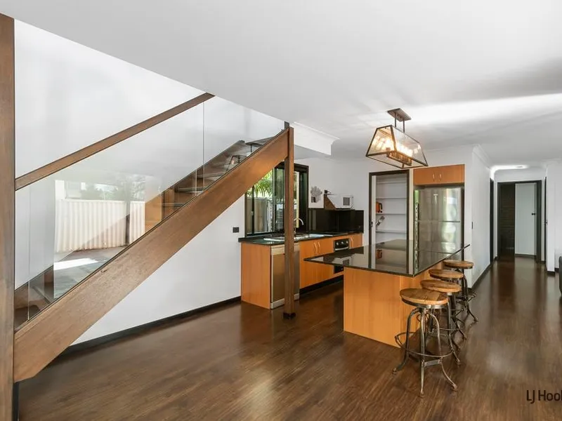 Modern Private Three Bedroom Pet Friendly Duplex