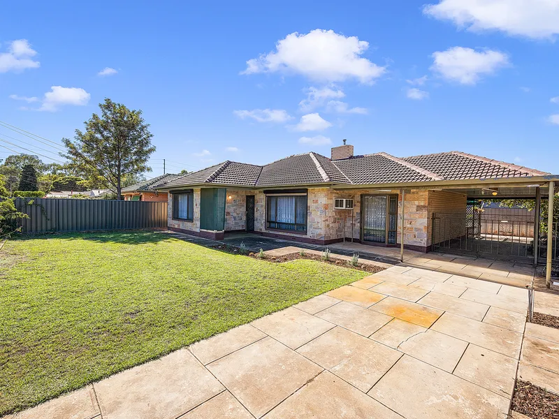 Basket Range Beauty on Large 810m² Allotment