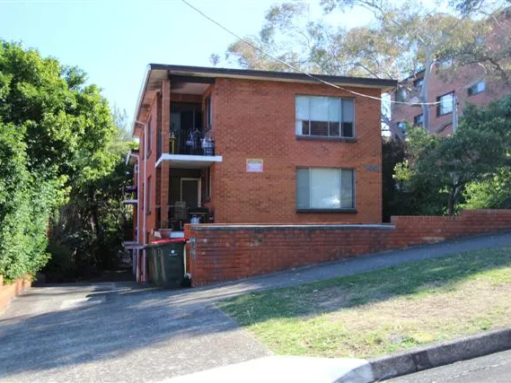 NEAT TWO BEDROOM UNIT