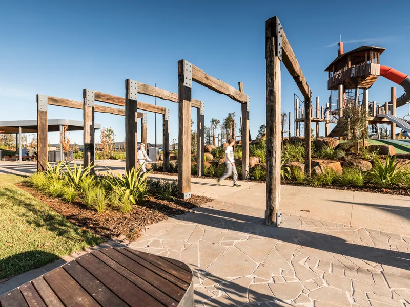 NEWLY ESTABLISHED 4 bedroom Woodlea townhouse